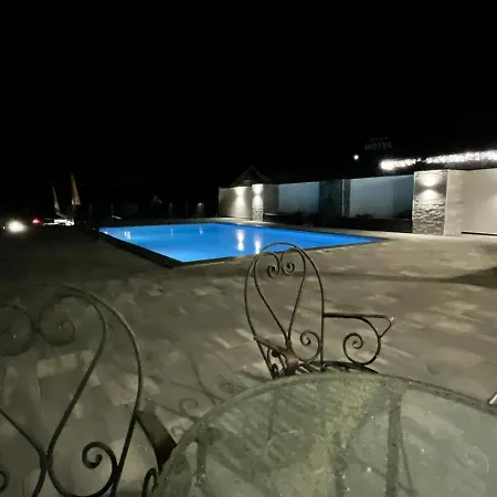 Queen Holiday home *