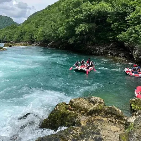 Queen Hébergement de vacances Bihać
